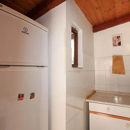 Appartement Robinson Mirela *