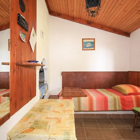 Robinson Mirela Appartement Bogomolje